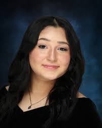 Elia Vasquez's Instagram, Twitter & Facebook