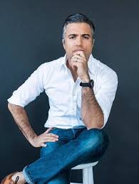 His birthday, what he did before fame, his family life, fun trivia facts his sister is actress issabela camil. Jaime Camil Twitter Search Jane The Virgin Gorgeous Men Men Looks