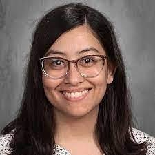 Lara Parr's Instagram, Twitter & Facebook