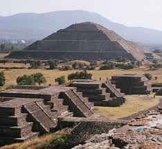 Pyramid Of The Sun And Moon Yes I Ve Climbed It And This Was Our View Beautiful Teotihuacan Mexico Pyramids Teotihuacan Places To Go