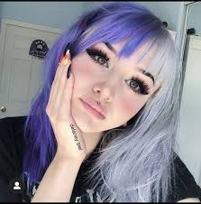 Pin By Ana Lpoez On Half Half Dyed Hair 10 Split Dyed Hair Hair Inspo Color Half Colored Hair