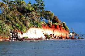 Red Cliffs In Redcliffe Queensland Yes This Is How The Area S Name Originated Redcliffe Visit Australia Beautiful Nature