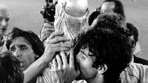 September 1956 in prato geboren, litt an einer unheilbaren krankheit. Italien Fussball Idol Paolo Rossi Gestorben Sport Sz De