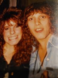 Wishing our very own Jeff Keith a very Happy Birthday... Comment below your  birthday wishes to him...🎂