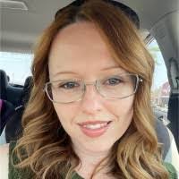 Shelly Whitlock's Instagram, Twitter & Facebook