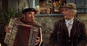 Il vit sur un austère astéroïde où les notions de superflu sont inconnues. La Soupe Aux Choux Louis De Funes Dynamite L Audience France 2 Survole Tf1 Toutelatele