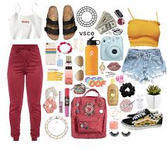Guide To A Basic Vsco Girl Outfit Shoplook Girl Outfits Basic Girl Aesthetic Clothes