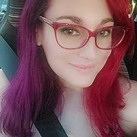 Penelope Bloom's Instagram, Twitter & Facebook