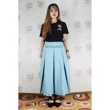 Pengertian warna navy blue biru dongker serta contohnya 13 paduan warna baju yang cocok untuk abu abu agar serasi perpaduan lain yang bisa anda coba adalah warna merah marun kuning navy dan. Rok Wanita Panjang 7 8 Namira Skirt Warna Biru Wardah Shopee Indonesia