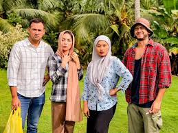 Film islamic love story bukan cinta malaikat malaysia.indonesia nora danish. Aku Bukan Malaikat Telefilem Malay Movie Tonton Online