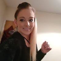 Donna Fiander's Instagram, Twitter & Facebook