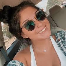 Carrie Lemons's Instagram, Twitter & Facebook