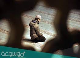 «كان رسول الله صلى الله عليه وسلم يرغب في قيام رمضان من غير أن يأمرهم فيه بعزيمة. Jq1dyka4nuryhm