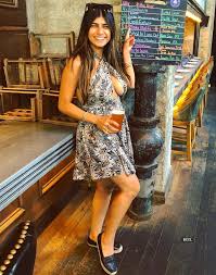 Former porn star Mia Khalifa opens up on her struggle in adult film  industry- The Etimes Photogallery Page 22