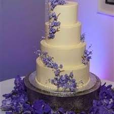 Lavender Wedding Cake Google Search Wedding Cakes With Flowers Wedding Cakes Lavender Flowers Lavender Wedding Cake