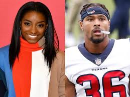 This fifteen inches is over a foot and a quarter in difference, which is why jonathan owens looks significantly taller than his girlfriend. Simone Biles Boyfriend Jonathan Owens Supports Her On Instagram
