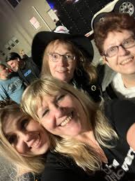 I WOULD LIKE TO KNOW WHAT FAN HAS ATTENDED THE MOST SHOWS DROP YOUR NUMBER  OF SHOWS IN THE COMMENTS WHO IS THE BIGGEST FAN AND LETS SEE SOME PHOTOS  ❤️🙏✌️🥳😍🙈