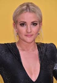 Jamie lynn spears is breaking her silence on her sister britney spears' conservatorship after her bombshell testimony asking her to be freed of the restraints. Jamie Lynn Spears Steckbrief Bilder Und News Web De