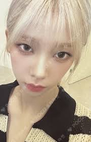 Pocamarket, aespa KARINA MY WORLD Warner Music Store K-pop Photocard