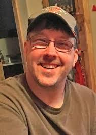 Eric Morrell's Instagram, Twitter & Facebook