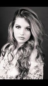 Angela Harville's Instagram, Twitter & Facebook