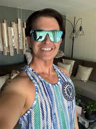 Cocktail time! Love the block parties in Chicago! #mariothesuperduper