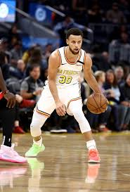 Curry has averaged 34.9 points, 5.0 assists, 4.8 rebounds and 1.5 steals in. Baby Unterwegs Nba Star Stephen Curry Wird Zum 3 Mal Papa Promiflash De