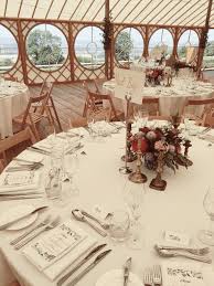Here Is A Quick Glimpse Of The Pre Wedding Set Up Everything Finished And Still Time To Relax And Take In Those Vie Wedding Set Up Table Decorations Relax Time