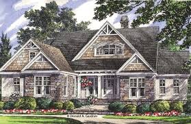 Craftsman Style House Plan 4 Beds 3 Baths 2569 Sq Ft Plan 929 953 Craftsman House Plans Craftsman House Craftsman Style House Plans