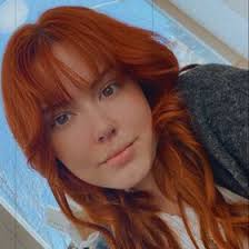 Selena Clarke's Instagram, Twitter & Facebook