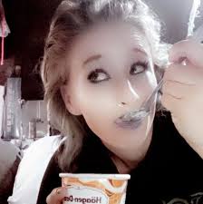 Where to find free paint for a little house?