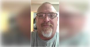 Carl Artz's Instagram, Twitter & Facebook