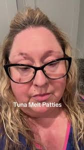 Doris Sutton's Instagram, Twitter & Facebook