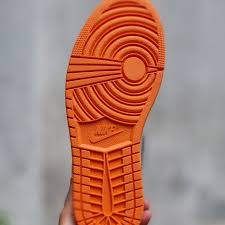 JORDAN MÀU Cam cao mũi cam cá tính, sang trọng, hợp mốt