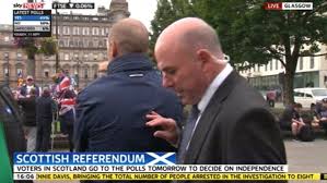 Последние твиты от scottish canals (@scottishcanals). Sky News Scotland Reporter Pushes Campaigner Live On Air Daily Mail Online
