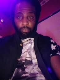 Derrick Braxton's Instagram, Twitter & Facebook