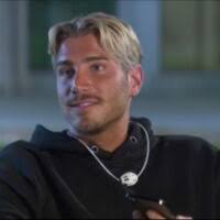 Love Island : qui est Edgar Ulrich, le candidat champion de kitesurf ?