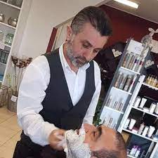 We all help each other. Salon Veilchen Ii 50 Photos Hair Salon Munsterstrasse 77 48167 Munster Germany