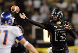 Honolulu (ap) — colt brennan, a star quarterback at the university of hawaii who finished third in the 2007 heisman trophy balloting, died early brennan transferred to hawaii after stints at colorado and saddleback college in california. All Walk On Team The Decade S Most Surprising Successes Cbssports Com