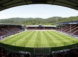 Discover the latest news from sc freiburg, the players that make up your team, live results, table, stats , transfers, photos and much more at besoccer. Schwarzwald Stadion Football Stadium Soccer Wiki For The Fans By The Fans