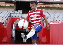 O clube catalão adquiriu o atacante por 2 milhões de euros (cerca. Rey Manaj Todas Las Noticias As Com