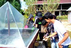 Manado—pemberlakuan tarif baru masuk pelabuhan manado per 1 november 2020 menuai protes warga nusa utara.diketahui tarif masuk bagi penumpang sekali berangkat rp10.000, pengantar/penjemput rp5.000. Asyiknya Wisata Sambil Belajar Di Pplh Puntondo