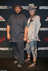 Joseph bradley phillips is known as the partner of popular american actor and comedian daniel franzese. Mean Girls Star Daniel Franzese Splits With Joseph Bradley Phillips Daily Mail Online