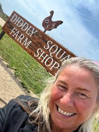 If my work has truly resonated with you, even a little YESS would make my  day🍦