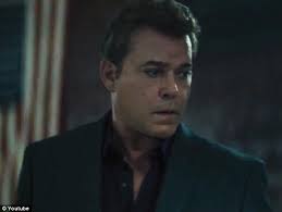 Brad Pitt turns mob enforcer in Killing Them Softly trailer