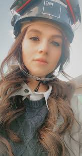 Melissa Dwyer's Instagram, Twitter & Facebook