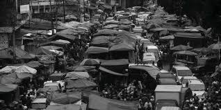 Kelesuan bayangi pasar tanah abang, diduga toko daring jadi pemicunya. Street Vendors At Tanah Abang Main Users Are Neglected Source Download Scientific Diagram