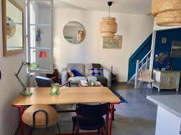 Pays de contrastes et de depaysement. Maison Avec Terrasse A Arles Provence Arles Updated 2021 Prices