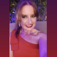 Giovanna Ewbank e Bruno Gagliasso estão casados... novamente! 💍 Os  pombinhos acabaram de renovar os votos em uma cerimônia lindíssima e  emocionante no Rancho da Montanha, no Rio de Janeiro. Eles trocaram