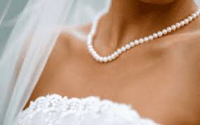 I gioielli da sposa di tendenza sono il complemento chiave del tuo look da sposa. T E Squadra Nipote Parure Gioielli Per Sposa Tradizione Elettrificare Bourgeon Routine